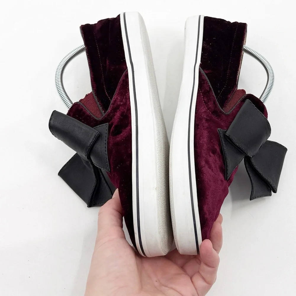 Kate Spade Delise Too Velvet Black Bow Slip On Sneakers Burgundy Wine Size 10